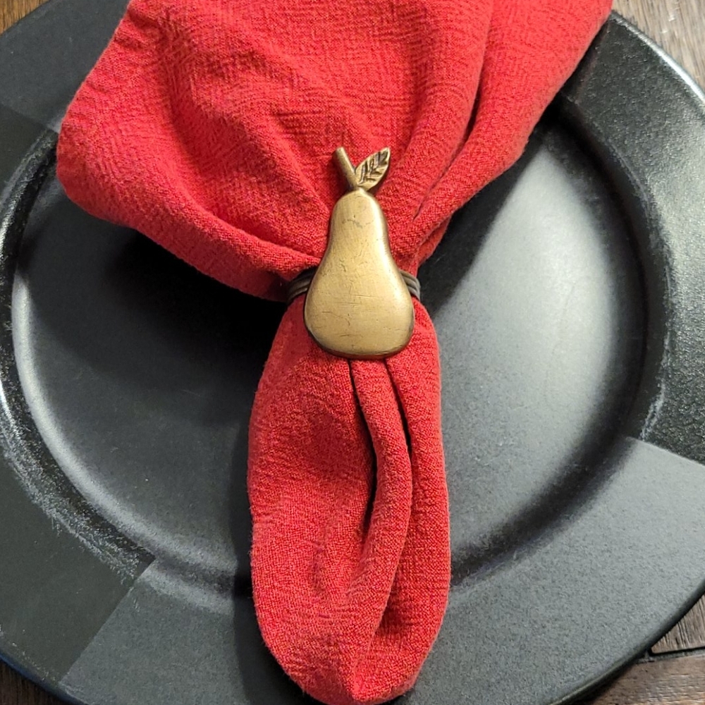Mahogany Brass Hand-Forged Pear Napkin Rin…